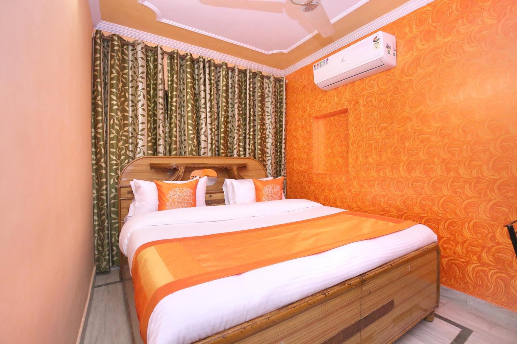 Super Hotel O Rajesh Palace Chandīgarh Dış mekan fotoğraf